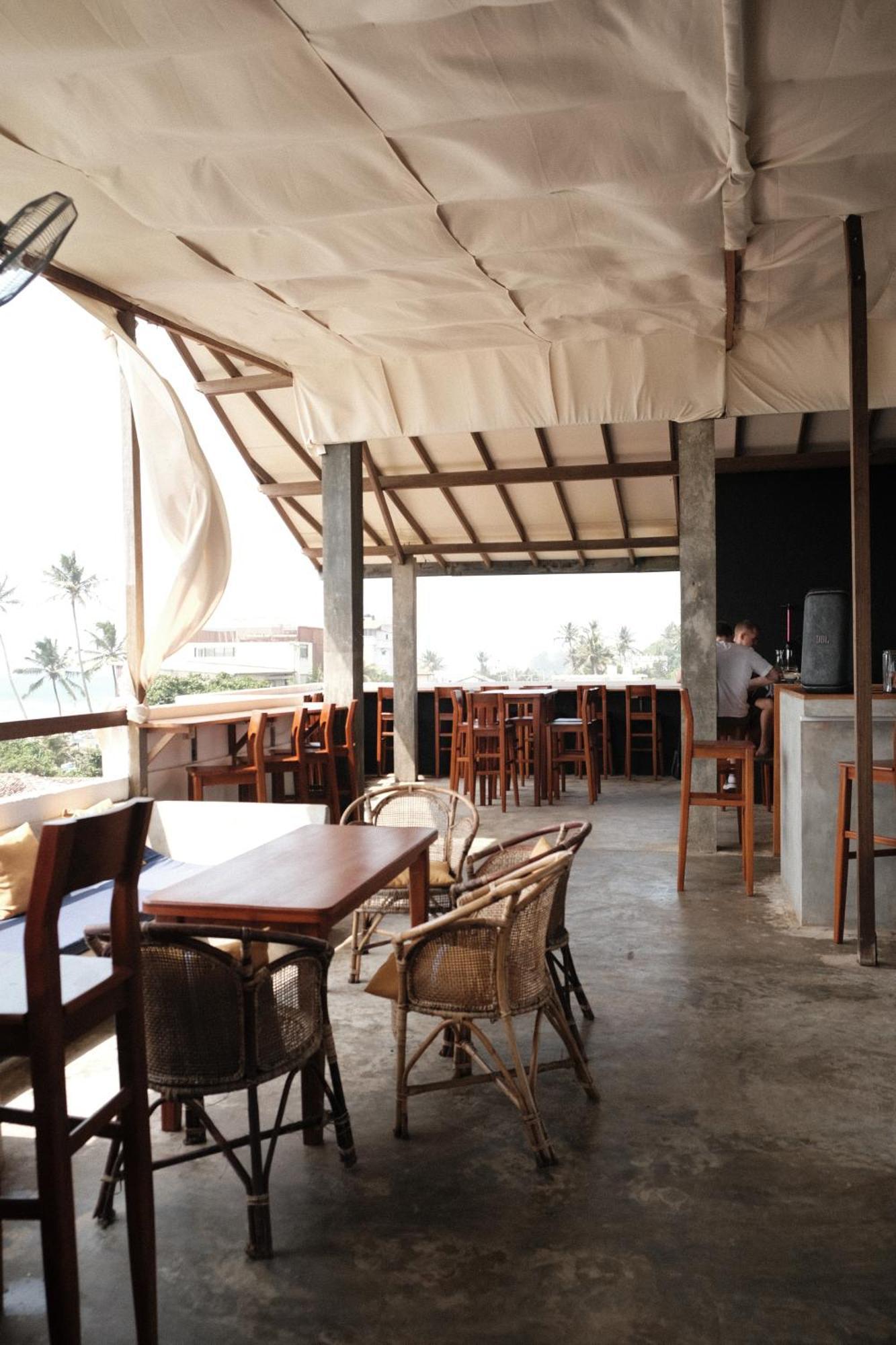 Ruma Surf Hotel Ahangama Buitenkant foto