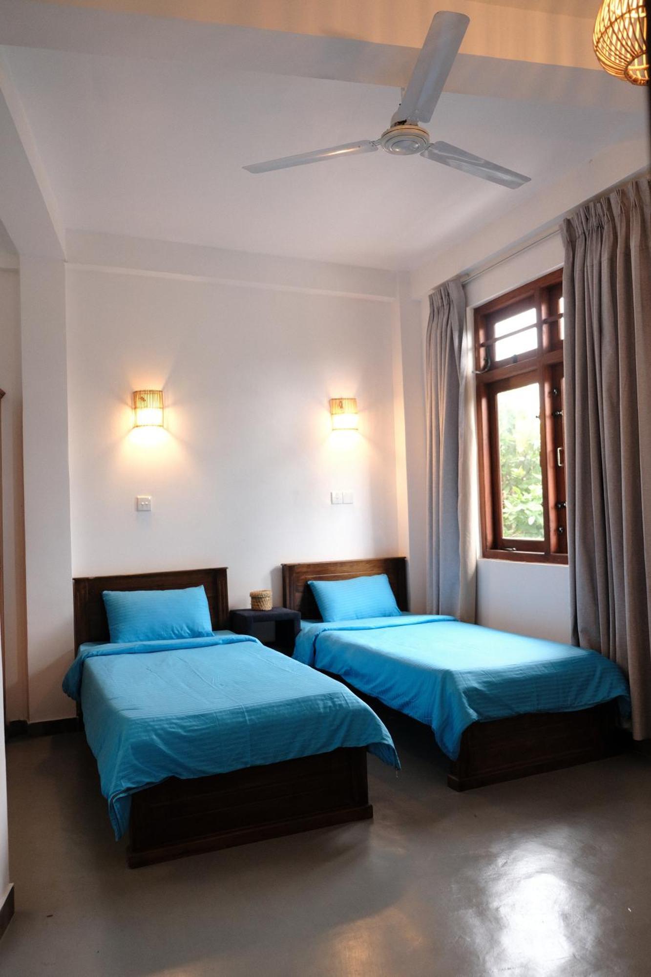 Ruma Surf Hotel Ahangama Buitenkant foto