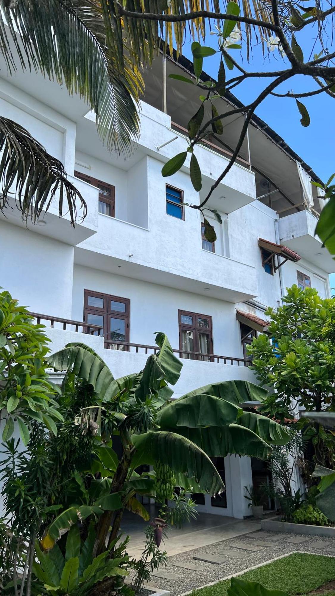 Ruma Surf Hotel Ahangama Buitenkant foto